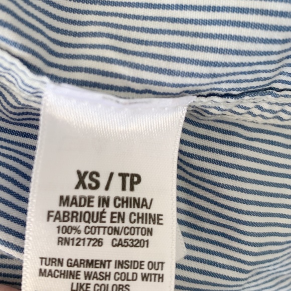Aeropostale XS Striped Button Up Blouse - Picture 5 of 6
